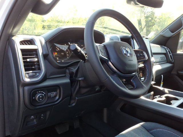 New 2026 RAM 1500 Big Horn AWD/4WD image 14