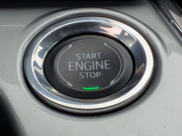 Used 2025 Chevrolet Trax LT w/ LT Convenience Package image 21