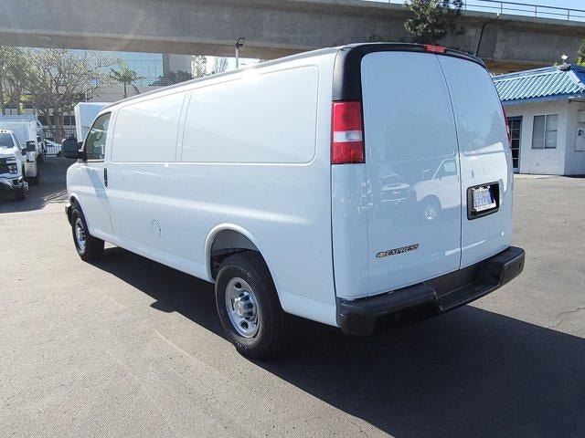 New 2026 Chevrolet Express 2500 Extended w/ Communications Package RWD image 6