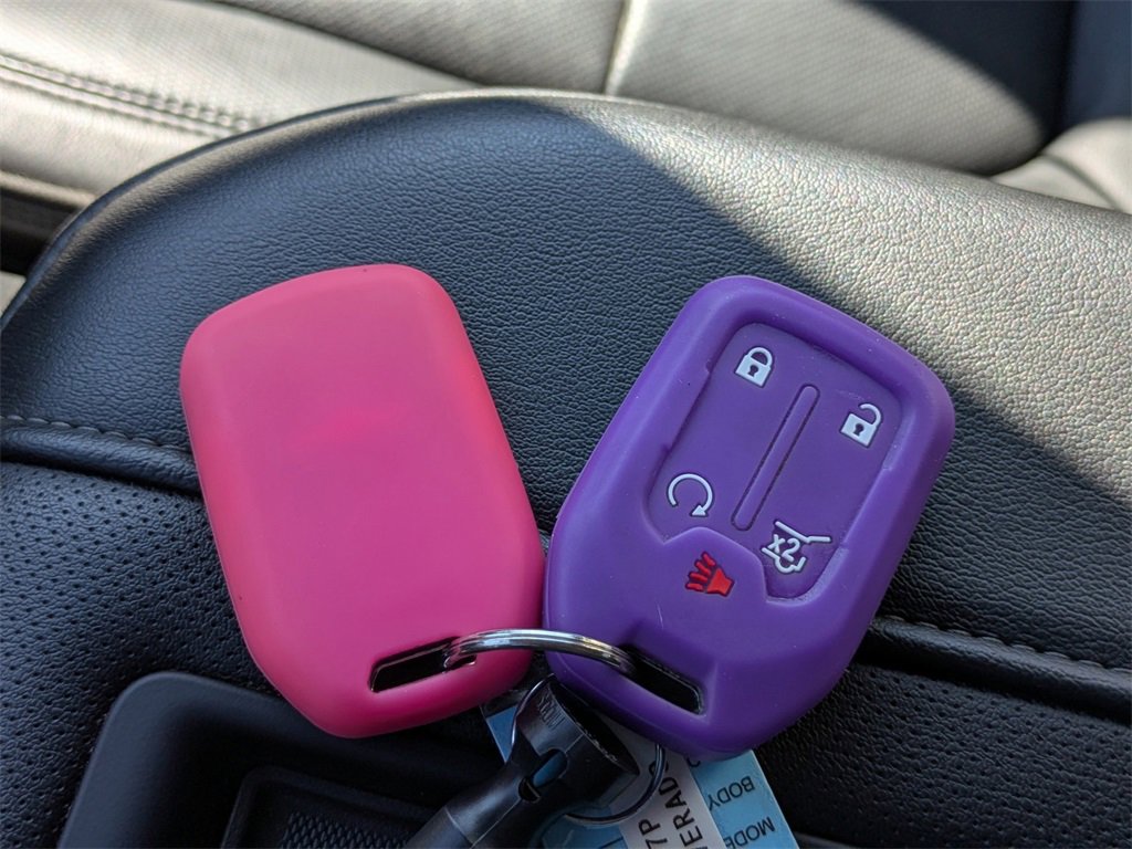 Used 2020 Chevrolet Silverado 1500 High Country image 31