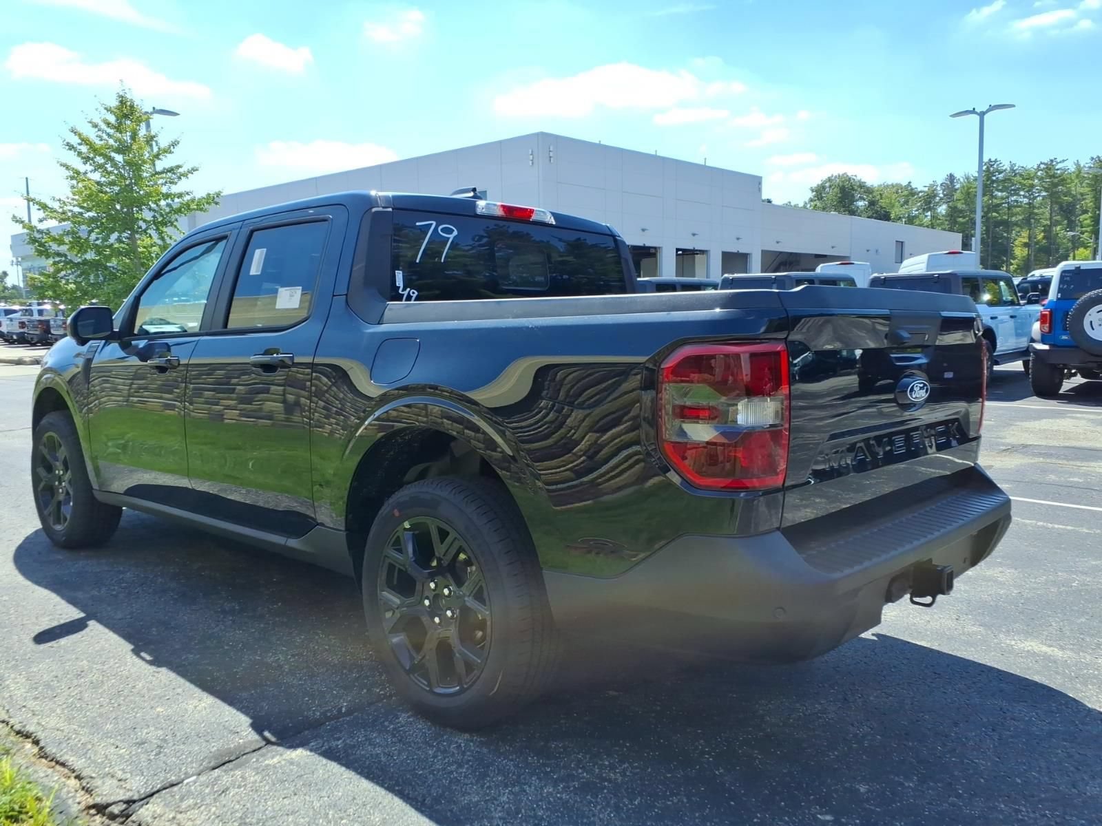 New 2026 Ford Maverick Lariat w/ Black Appearance Package AWD/4WD image 7