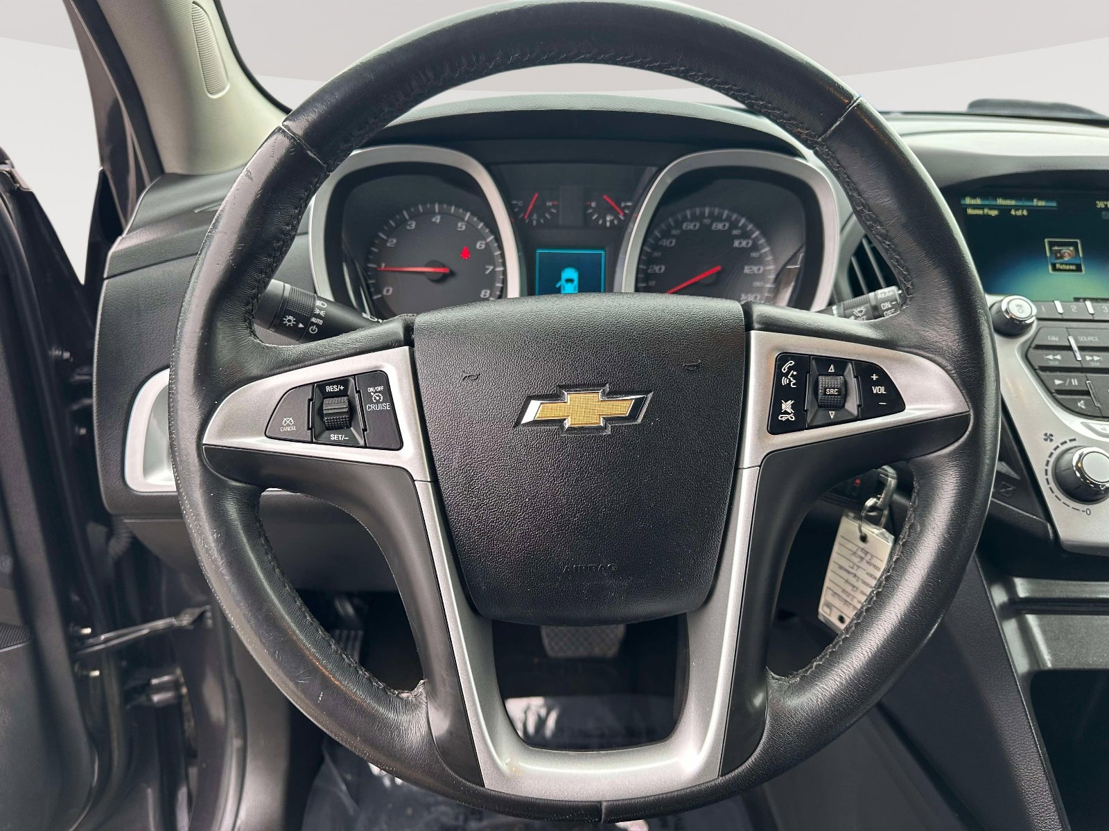 Used 2014 Chevrolet Equinox LT w/ Driver Convenience Package image 14