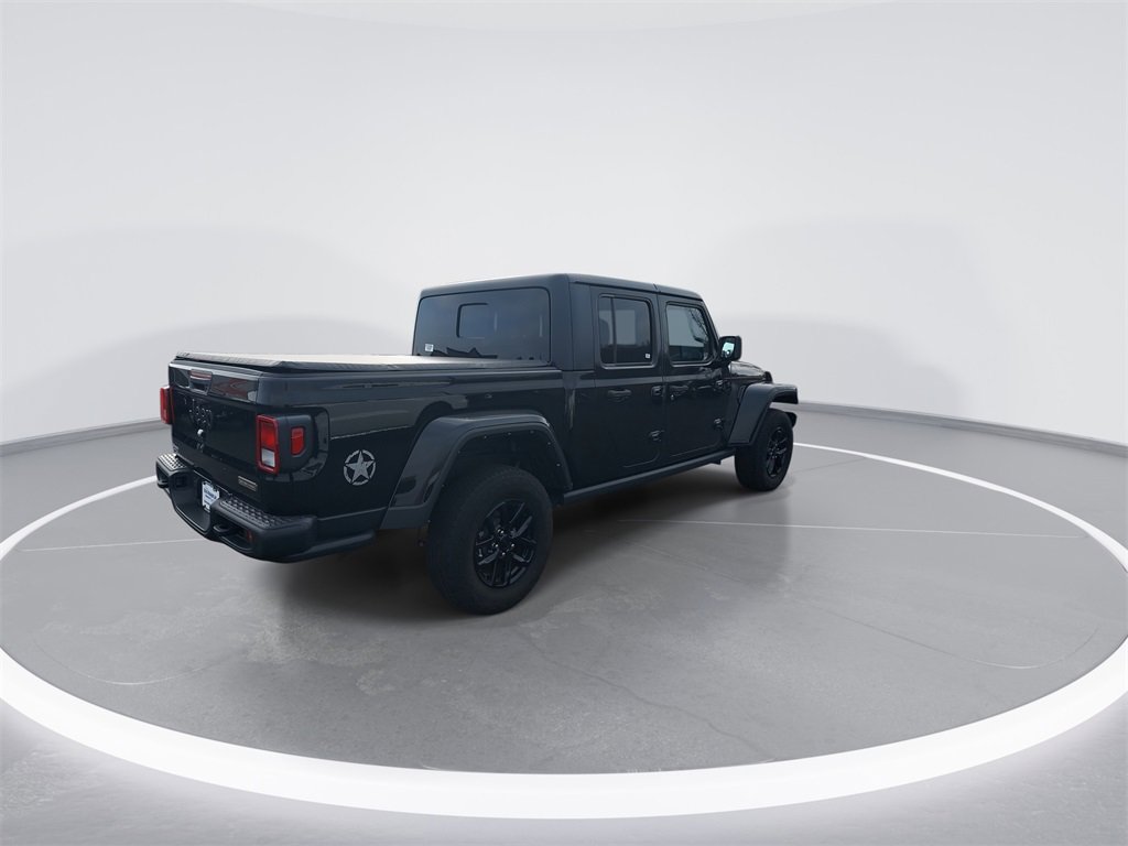 Used 2023 Jeep Gladiator Sport image 8