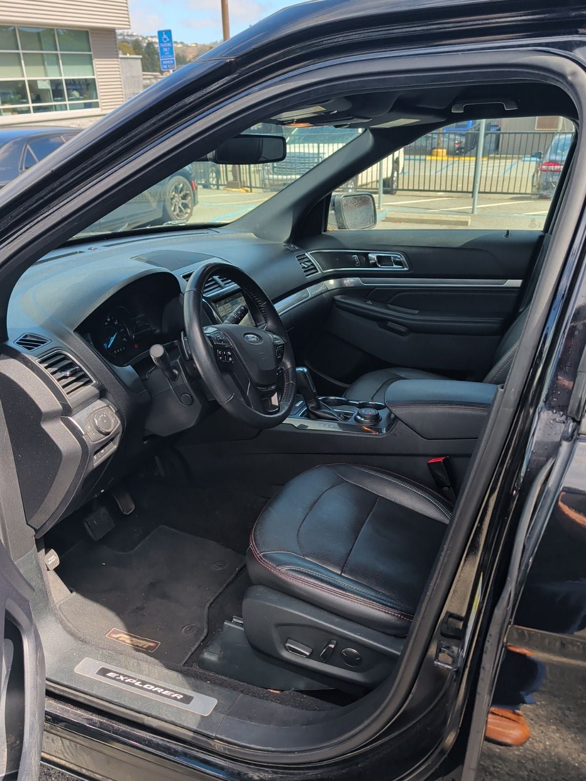 Used 2018 Ford Explorer Sport w/ Equipment Group 401A AWD/4WD image 12