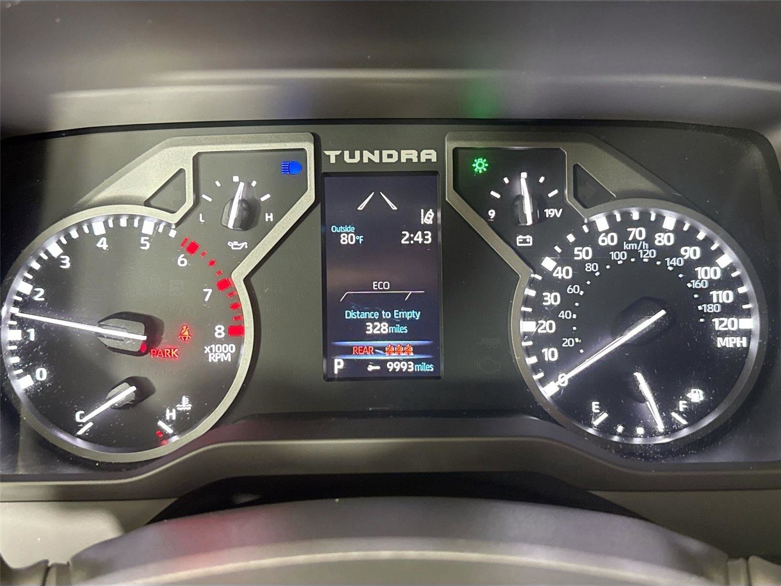 Used 2024 Toyota Tundra SR5 w/ SR5 Convenience Package RWD image 18