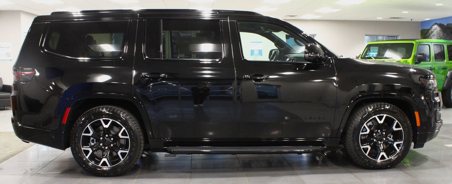 New 2025 Jeep Wagoneer Series II image 4