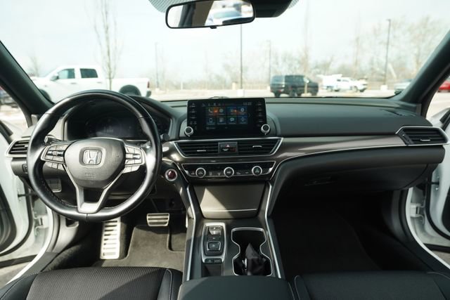Used 2022 Honda Accord Sport image 26