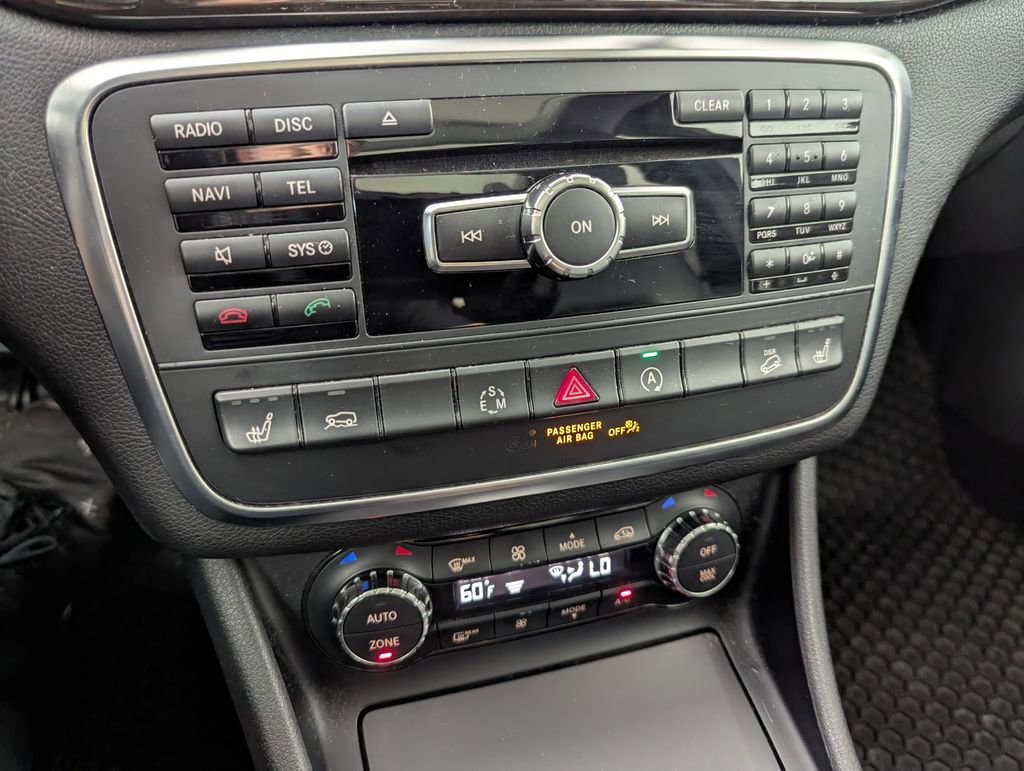 Used 2015 Mercedes-Benz GLA 250 4MATIC image 17