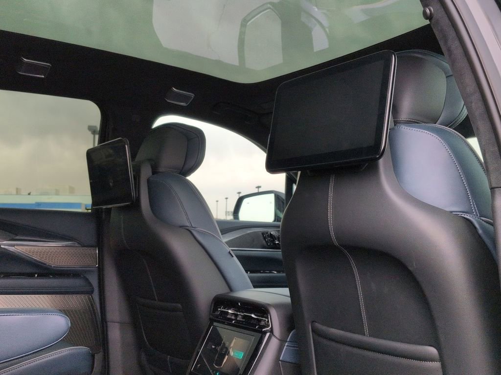 Certified 2025 Cadillac Escalade IQ Sport 2 image 36