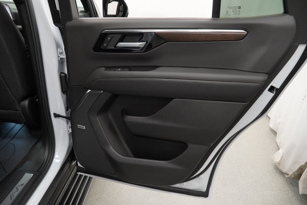 New 2026 Chevrolet Tahoe High Country AWD/4WD image 31