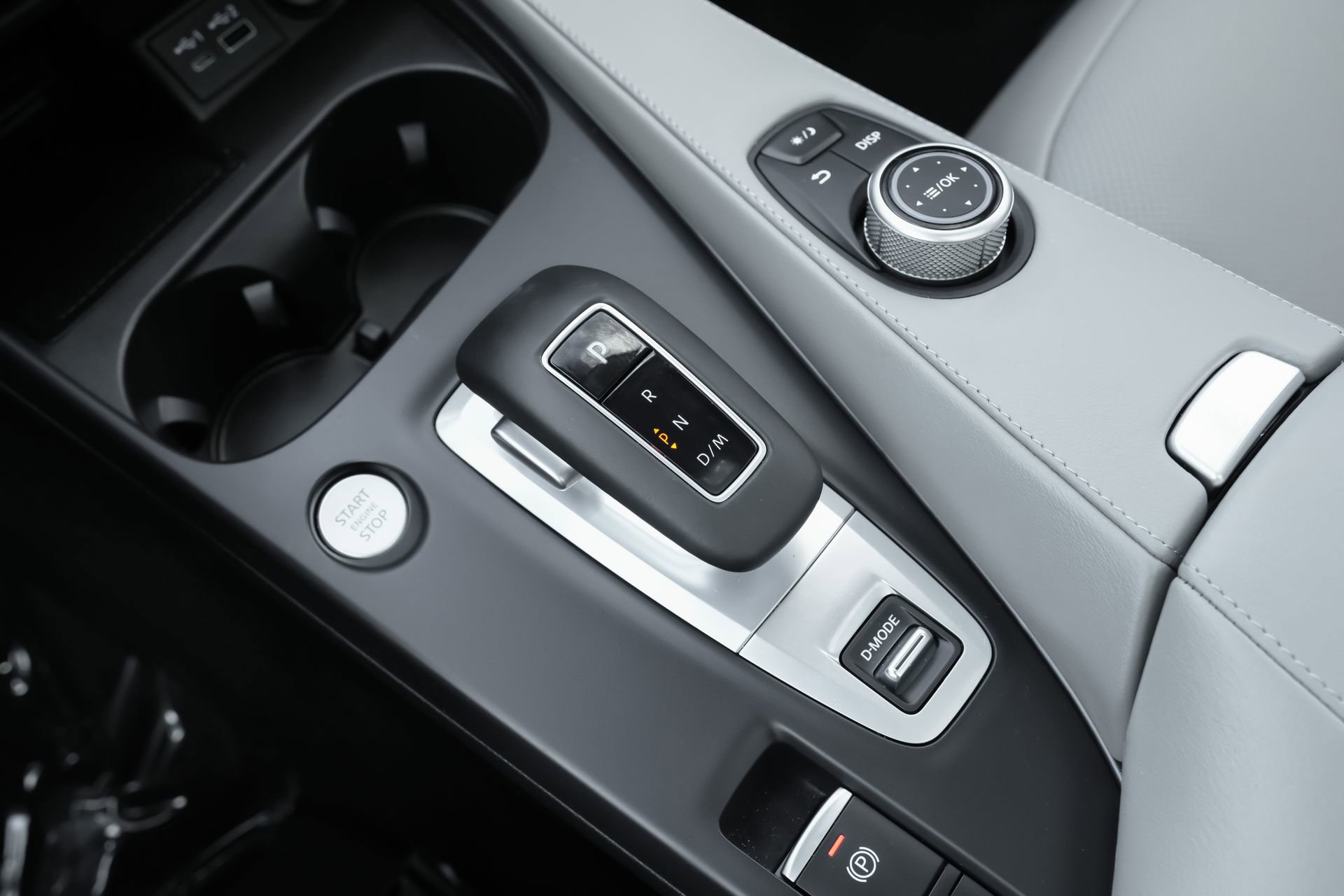 Used 2025 INFINITI QX50 Luxe image 13