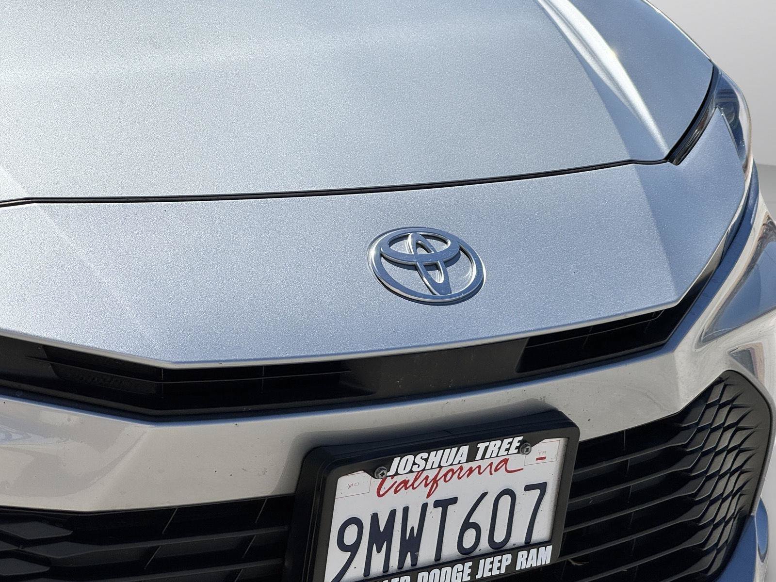 Used 2025 Toyota Camry LE FWD image 9
