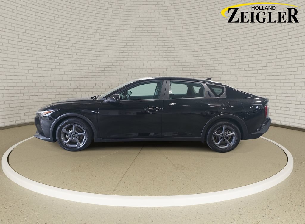 Used 2025 Kia K4 FWD image 8