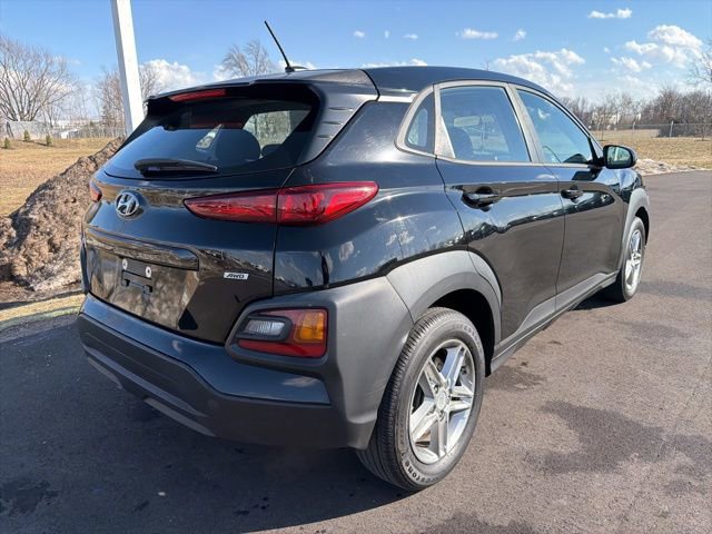 Used 2018 Hyundai Kona SE image 5