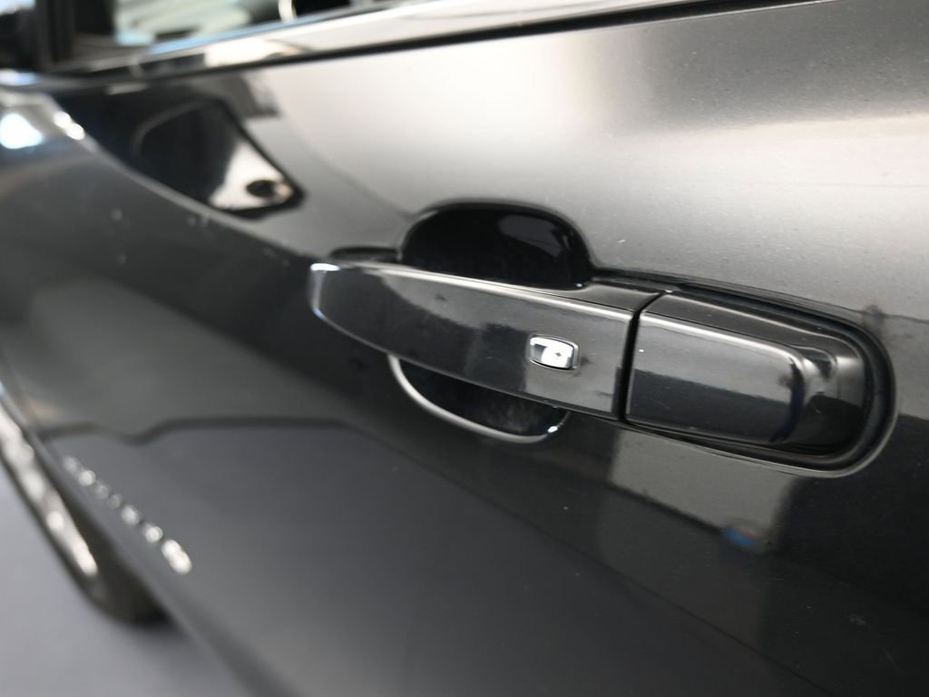 Used 2020 Chevrolet Equinox LT image 33