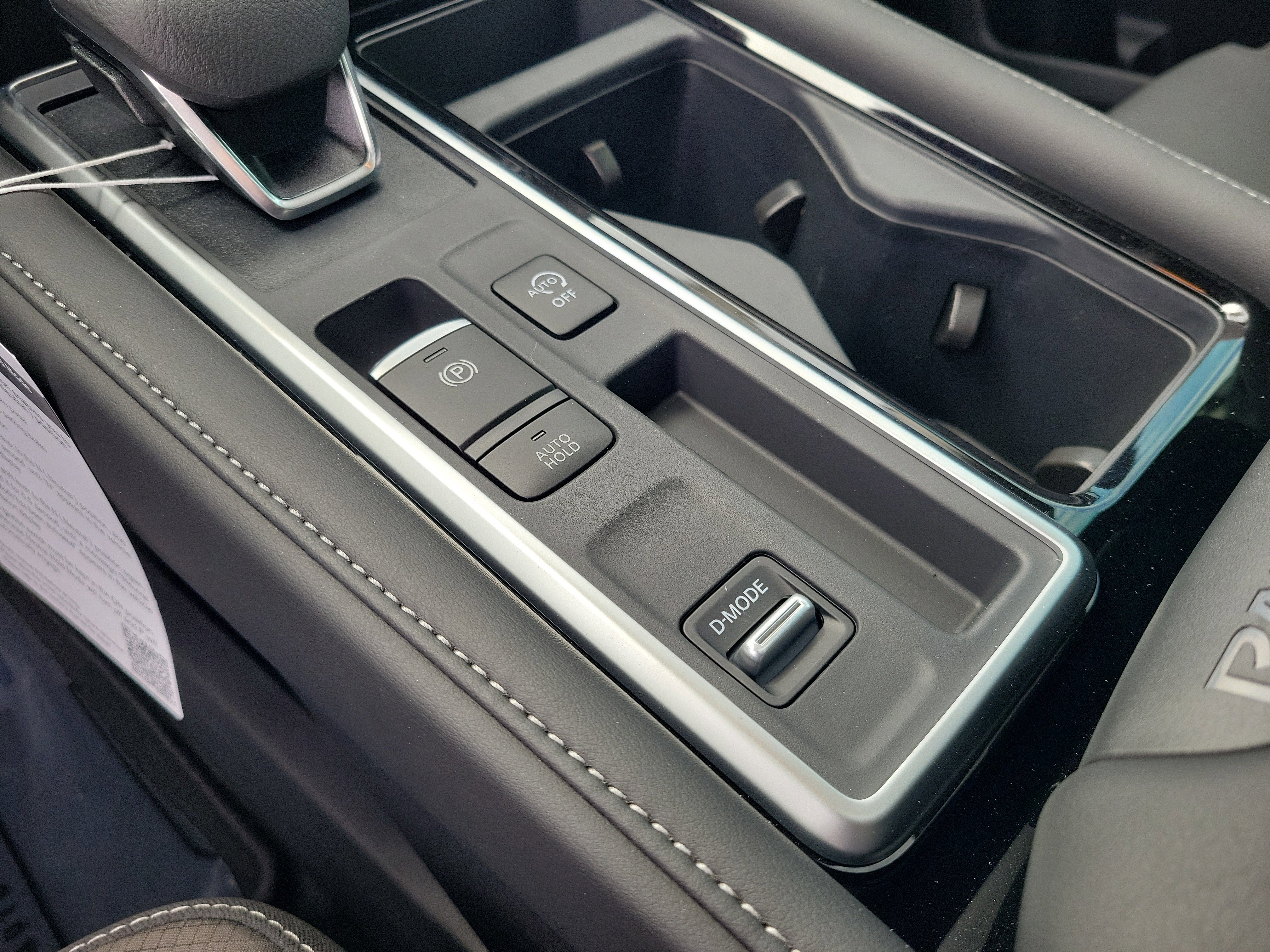 New 2026 Nissan Pathfinder SL w/ SL Premium Package image 37