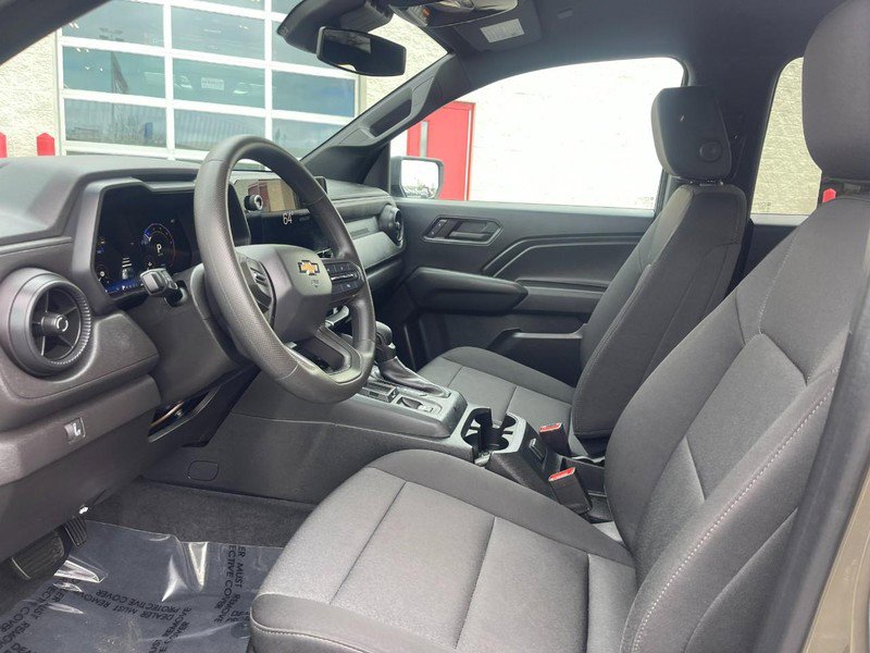 Used 2024 Chevrolet Colorado W/T RWD image 12