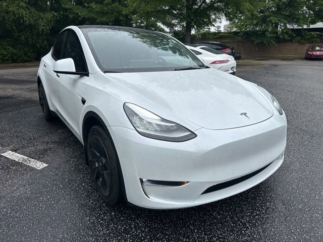 Used 2023 Tesla Model Y Long Range AWD/4WD image 3