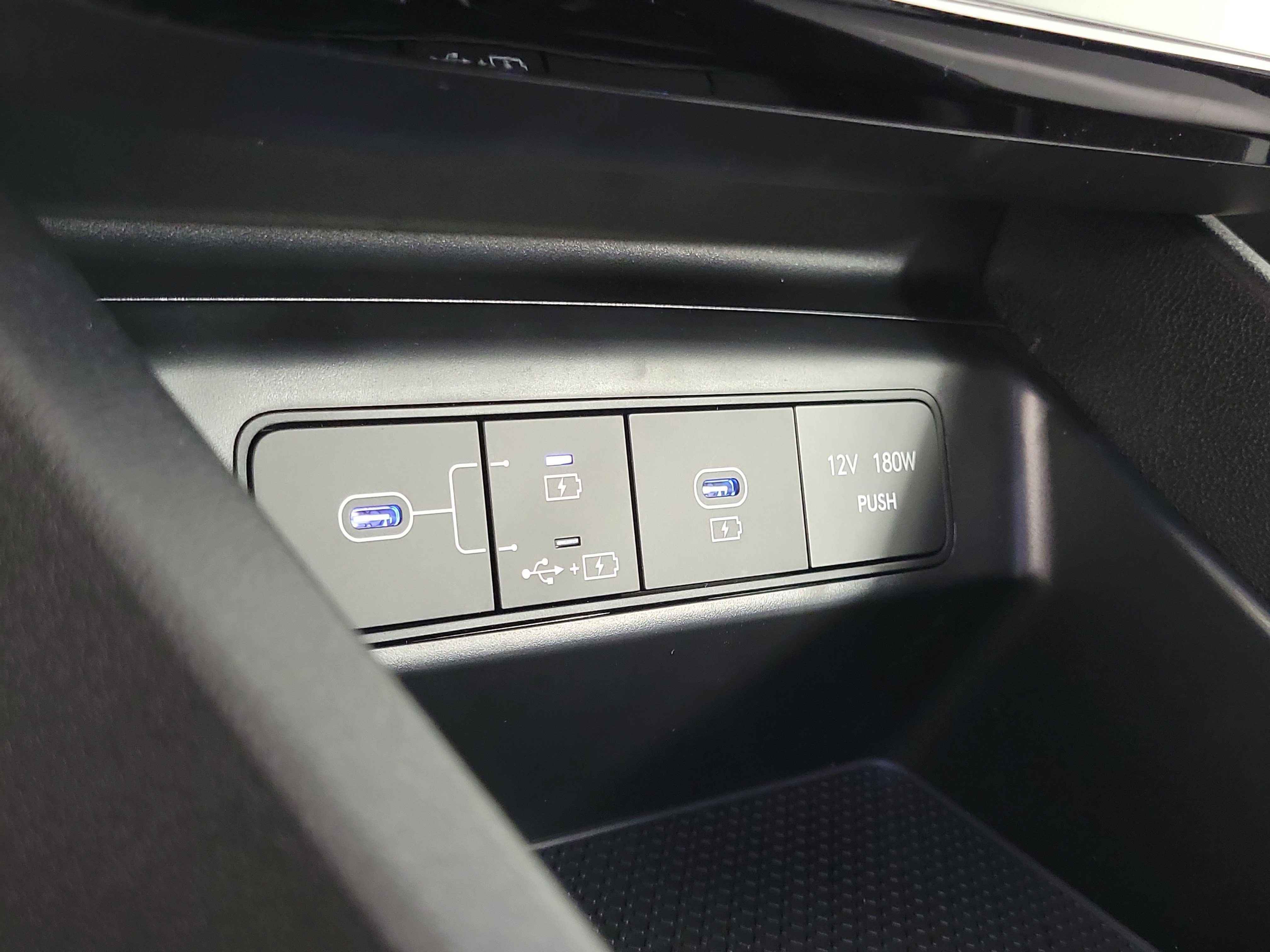 New 2025 Hyundai Santa Cruz SEL image 18