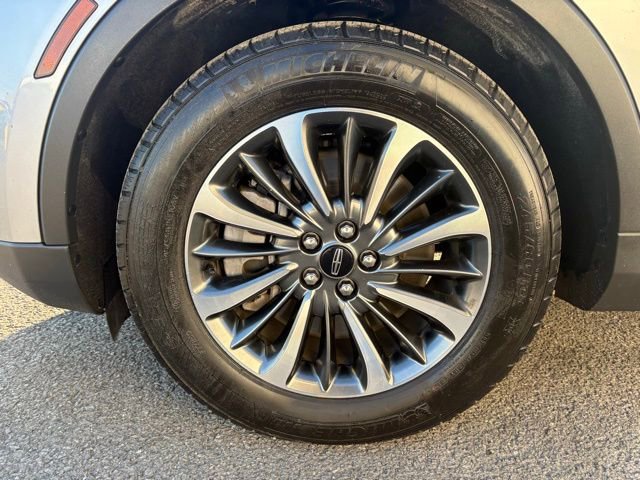 Used 2023 Lincoln Nautilus AWD image 13