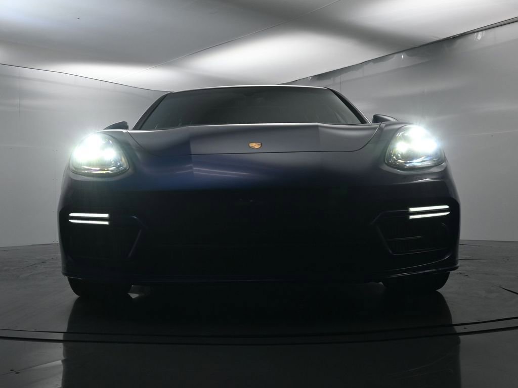 Certified 2022 Porsche Panamera 4S image 57
