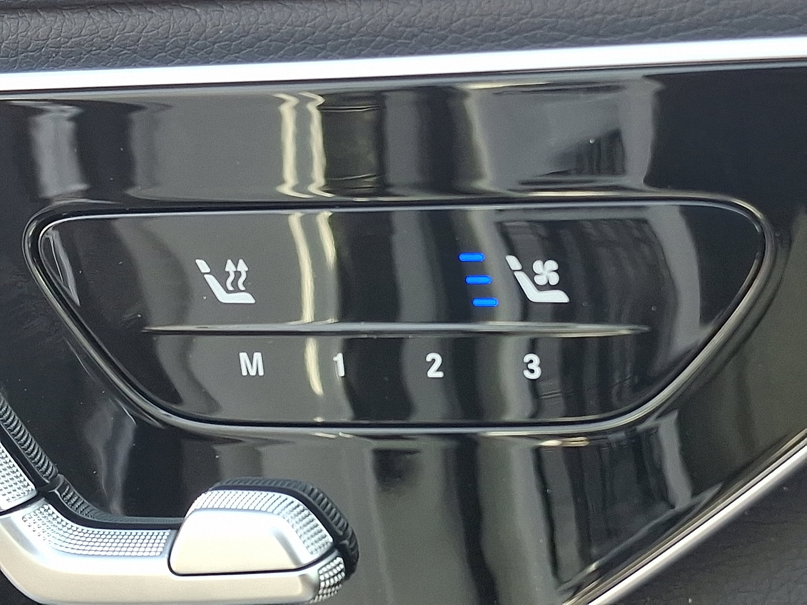 New 2026 Mercedes-Benz GLC 300 4MATIC image 19