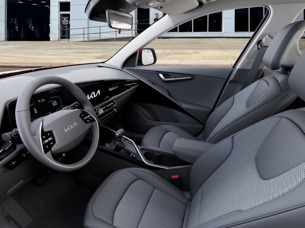 New 2026 Kia Niro EX image 18