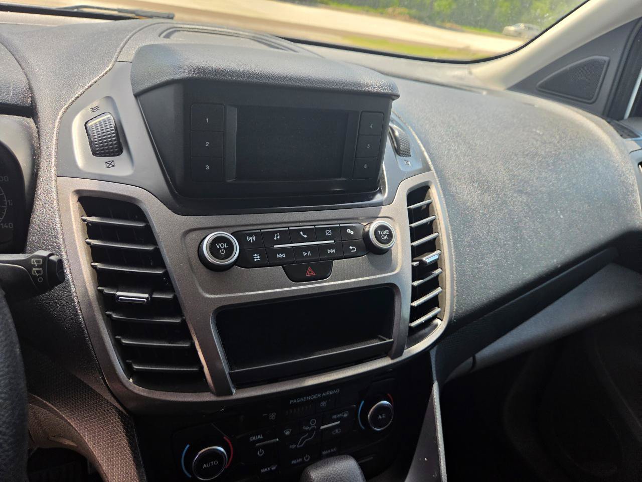 Used 2020 Ford Transit Connect XL FWD image 13