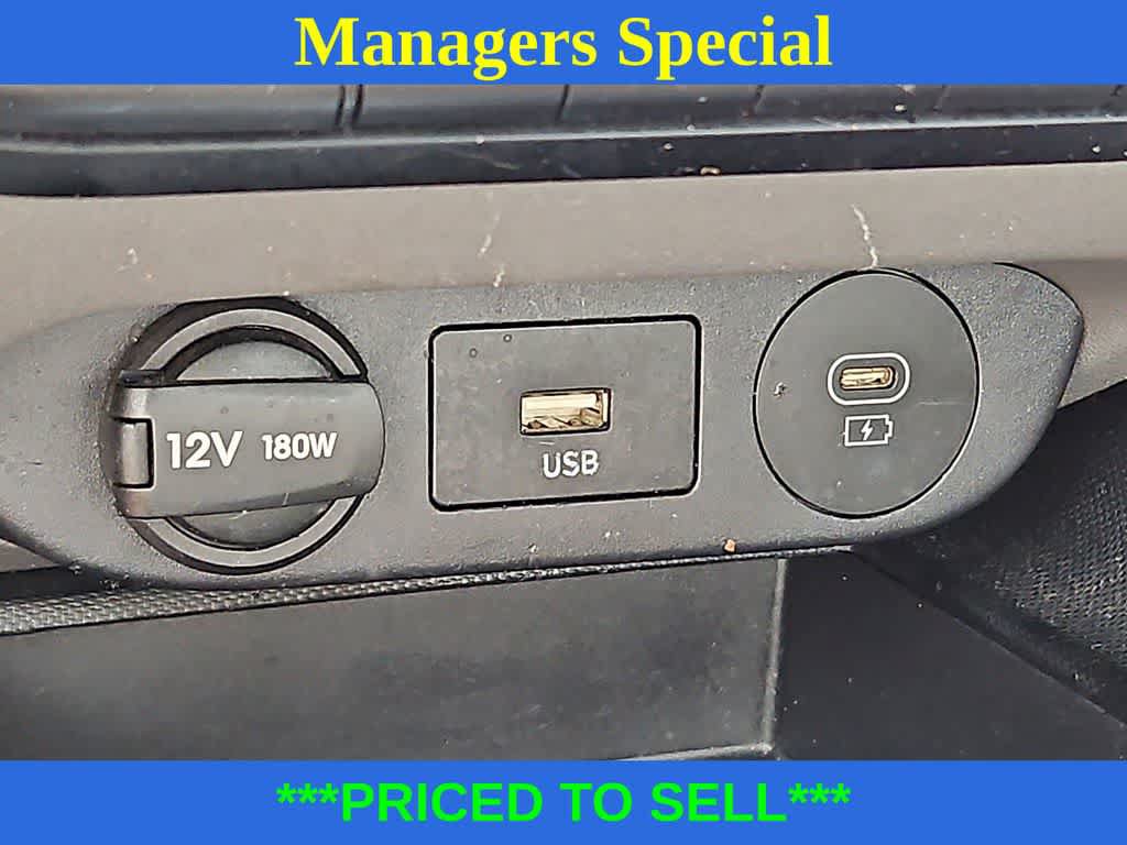 Used 2024 Hyundai Elantra SEL FWD image 23