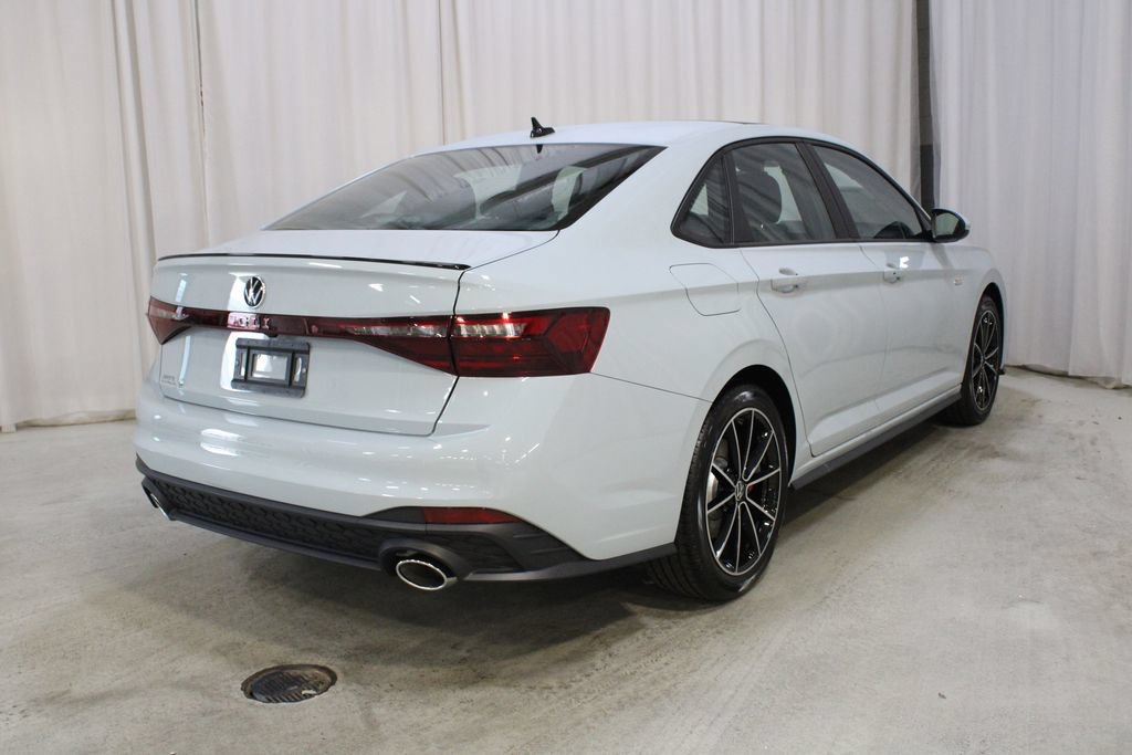 New 2027 Volkswagen Jetta GLI Autobahn FWD image 26