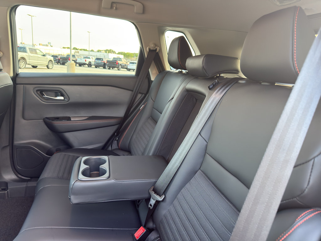 New 2026 Nissan Rogue SV w/ Rock Creek Premium Package AWD/4WD image 32