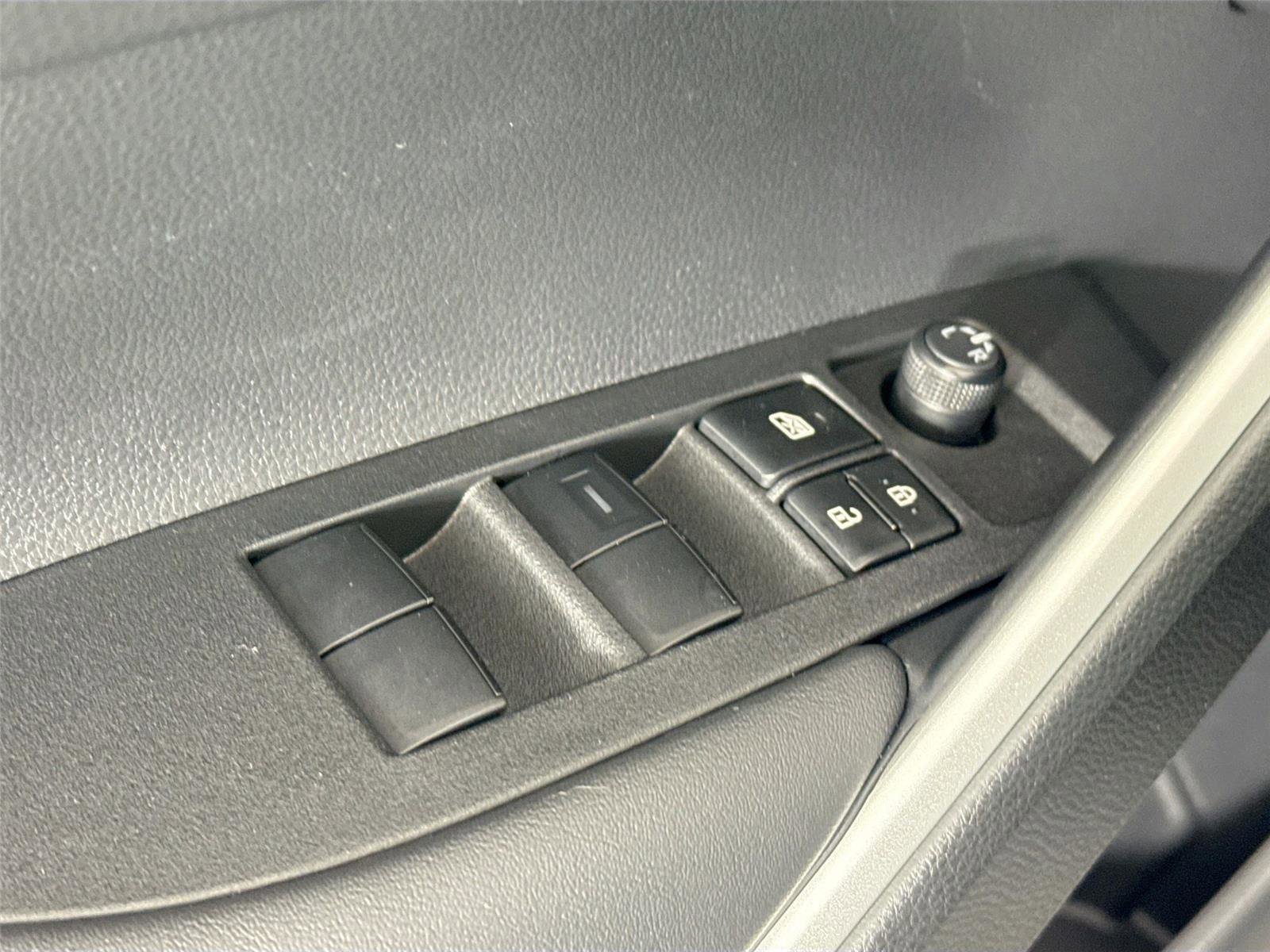 Certified 2026 Toyota Corolla Cross SE image 26