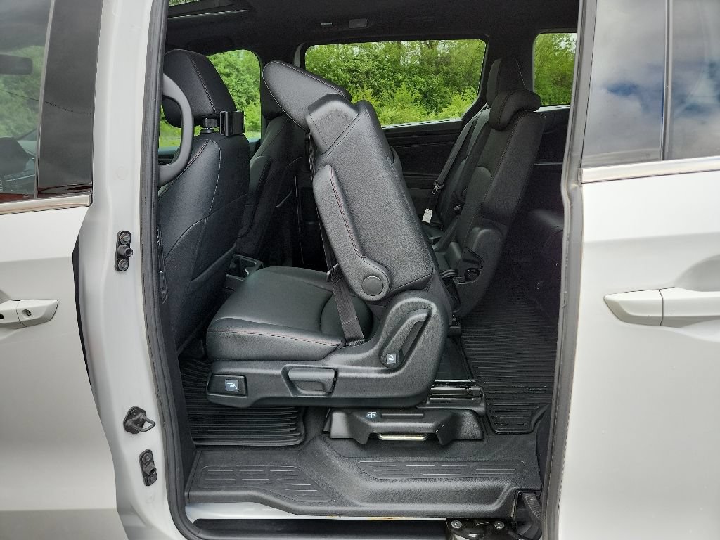 Used 2023 Honda Odyssey Sport image 34