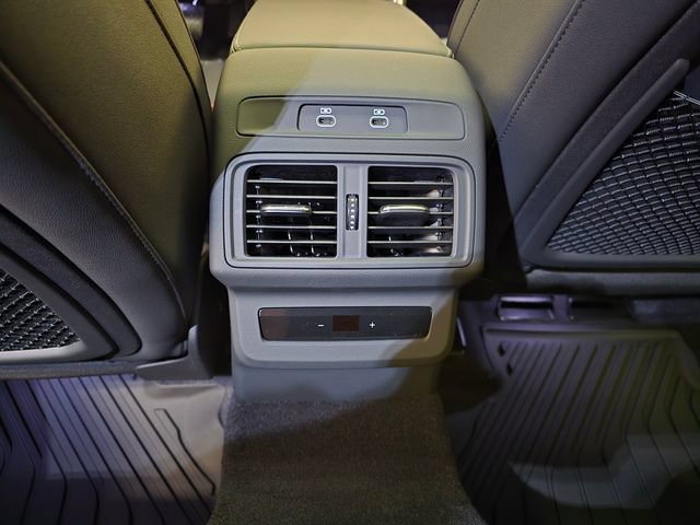 Certified 2025 Audi Q5 Premium Plus w/ Premium Plus AWD/4WD image 31
