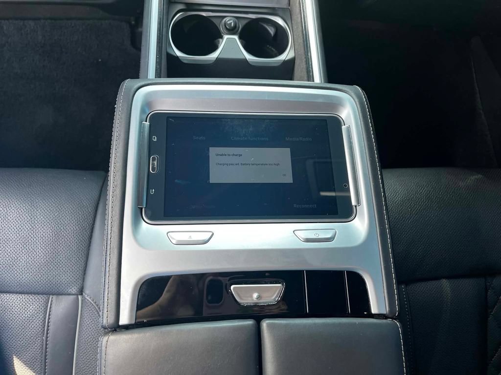 Used 2018 BMW 750i xDrive AWD/4WD image 17
