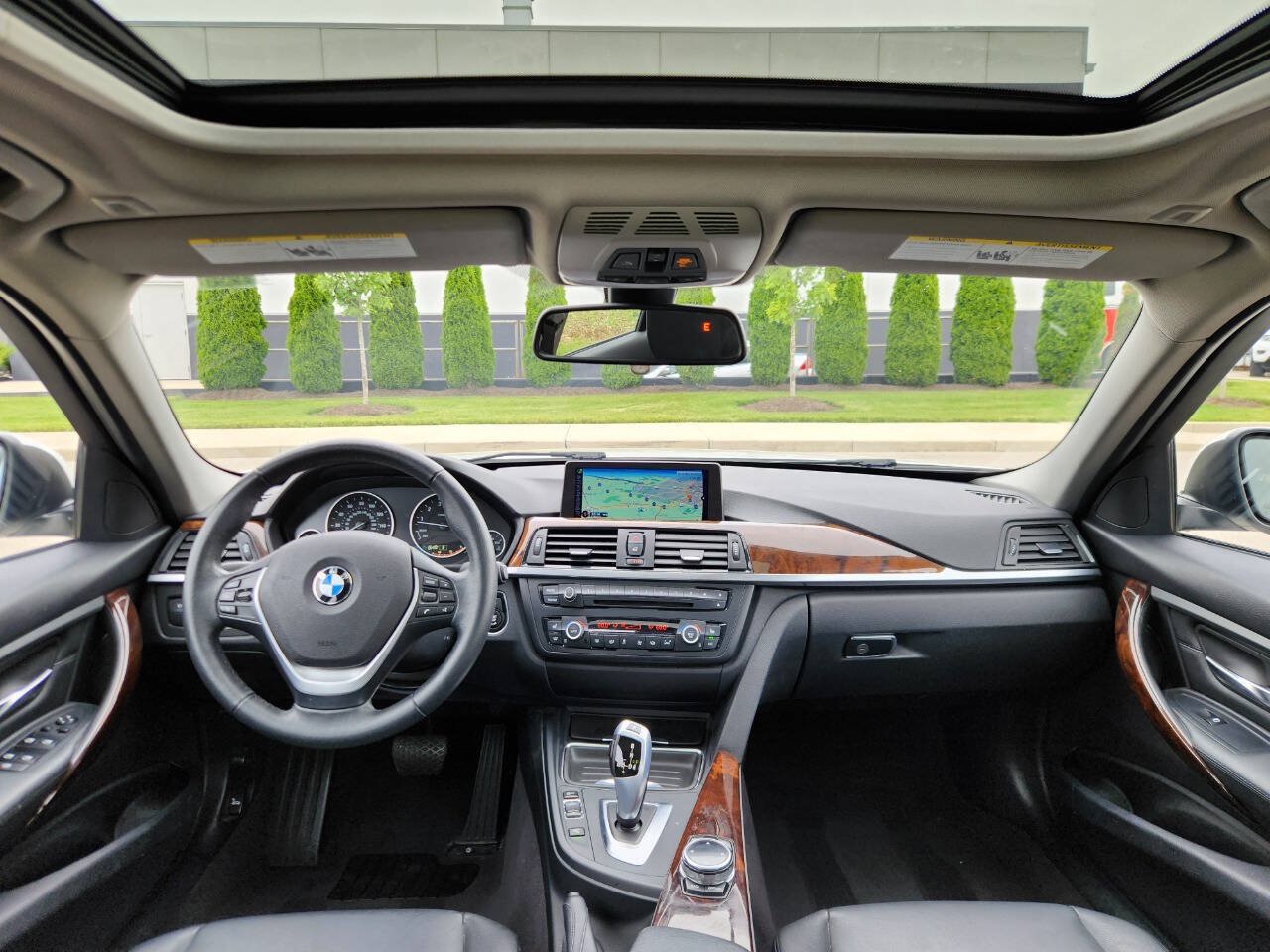 Used 2014 BMW 328i xDrive Sedan AWD/4WD image 7