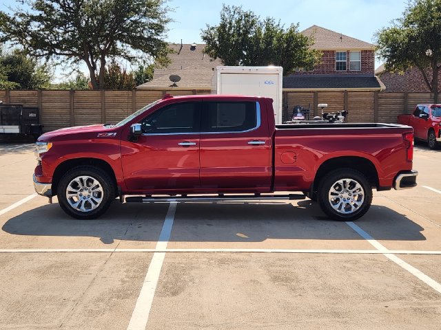 Used 2024 Chevrolet Silverado 1500 LTZ AWD/4WD image 12