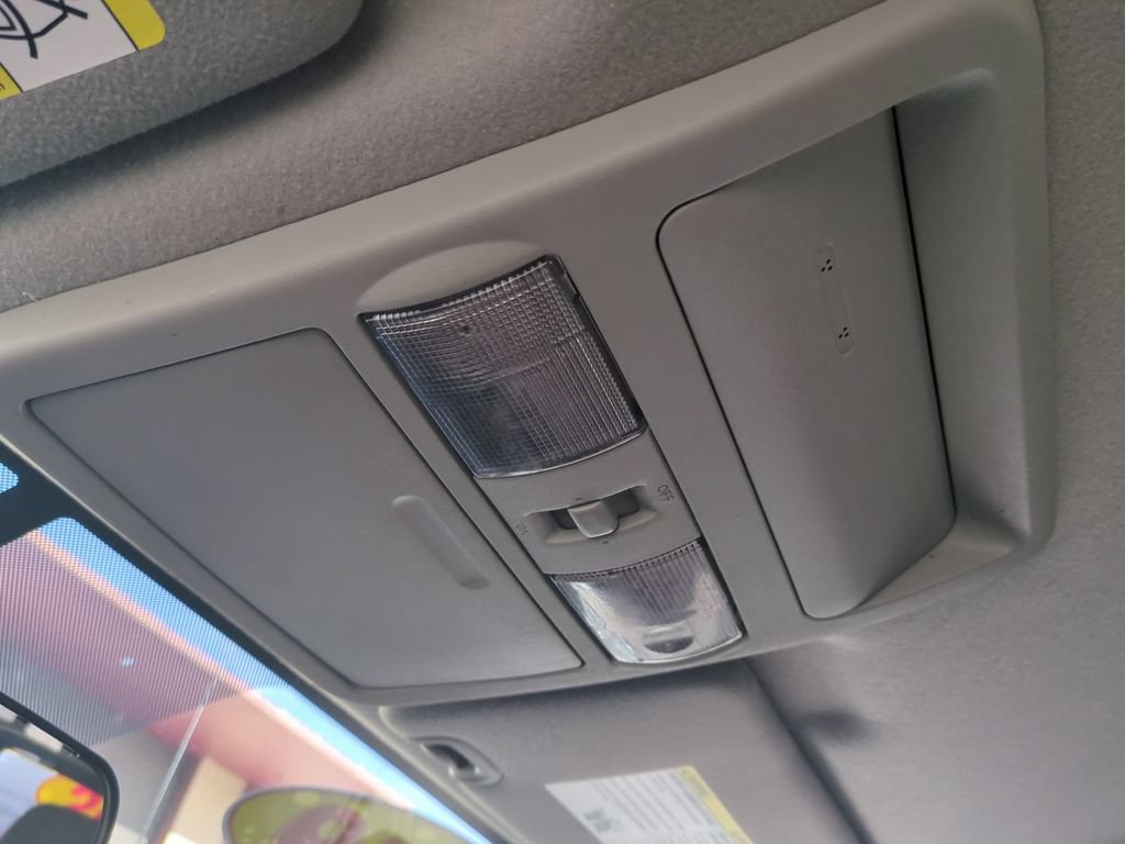 Used 2019 Nissan Frontier SV RWD image 21