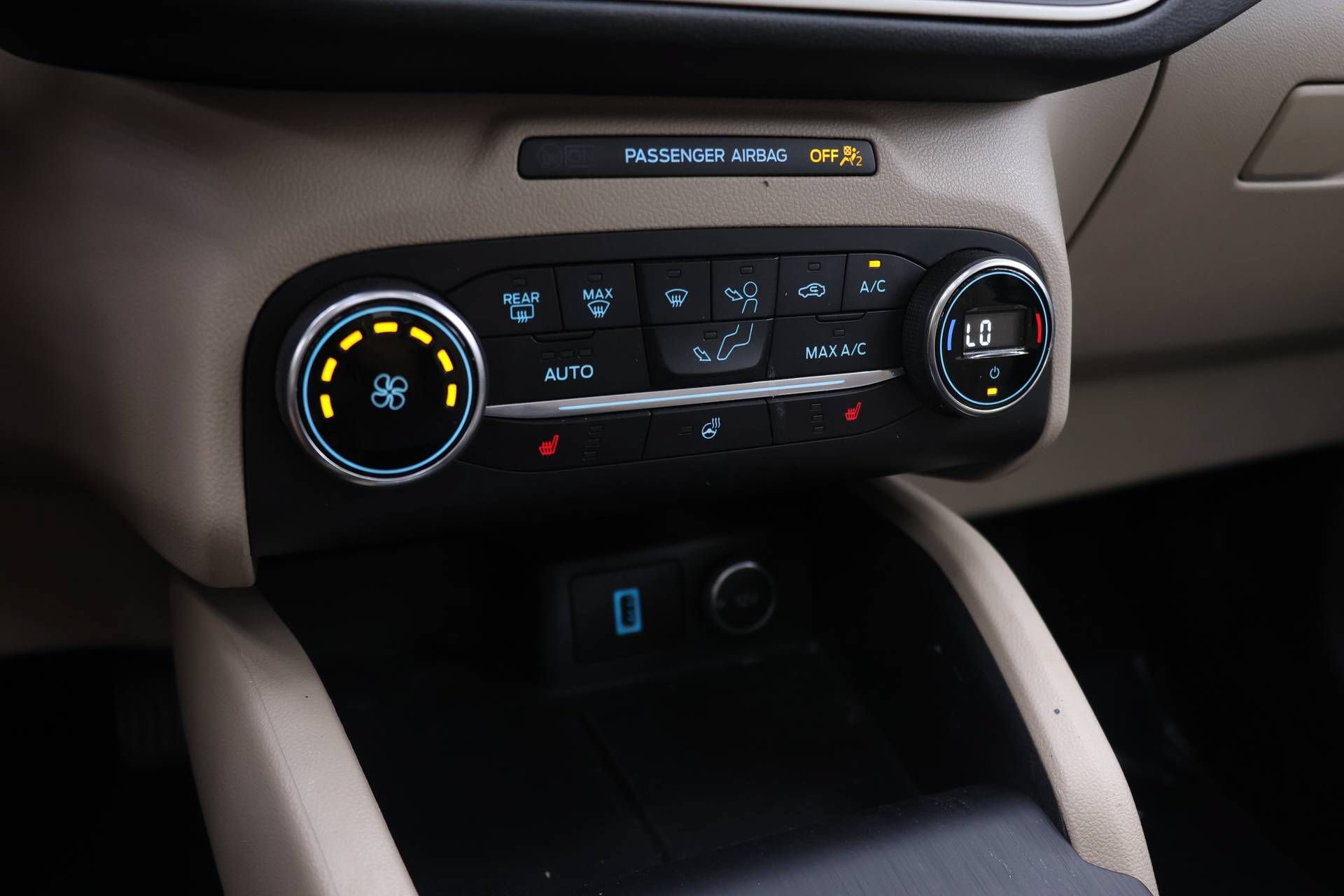 Used 2020 Ford Escape SEL FWD image 6