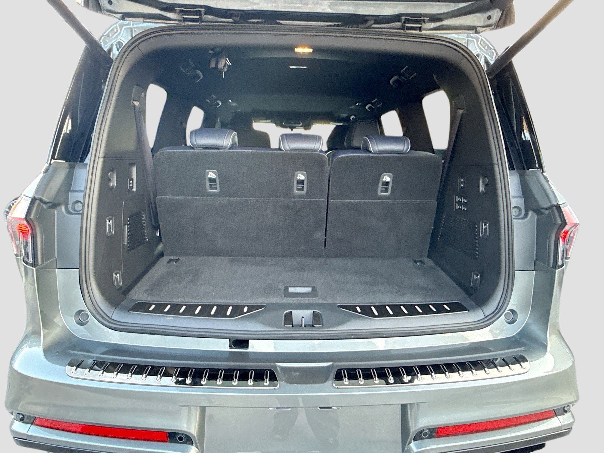 Used 2026 INFINITI QX80 4WD image 12