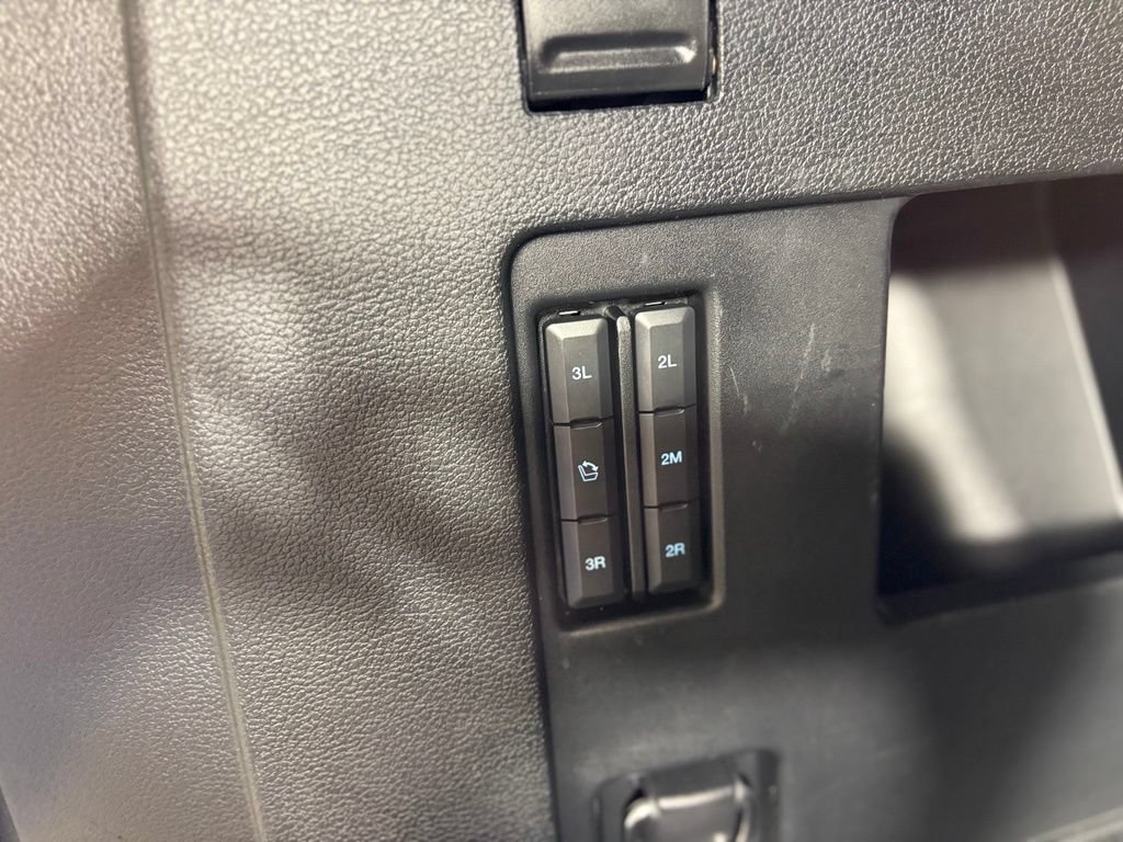 Used 2021 Ford Expedition Max Limited RWD image 59