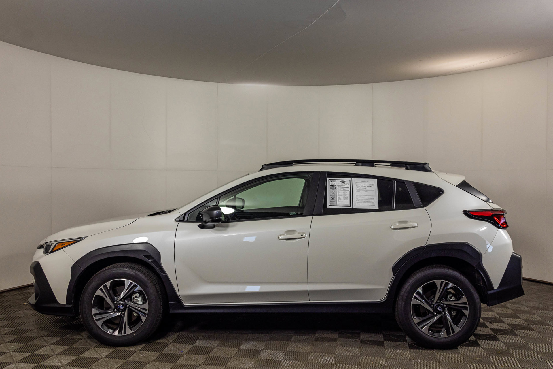 Used 2026 Subaru Crosstrek 2.5i Premium AWD/4WD image 17