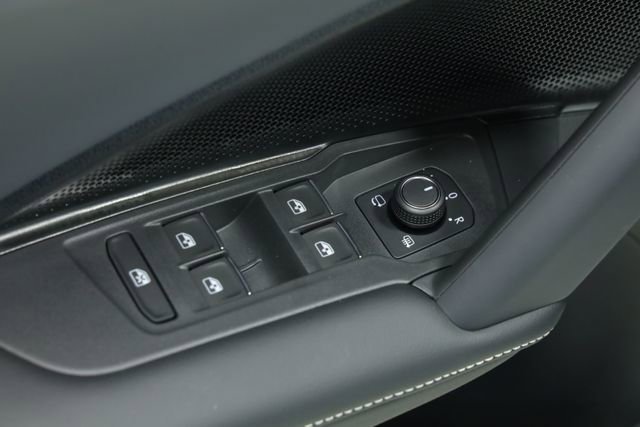 New 2026 Volkswagen Tiguan SEL R-Line image 30