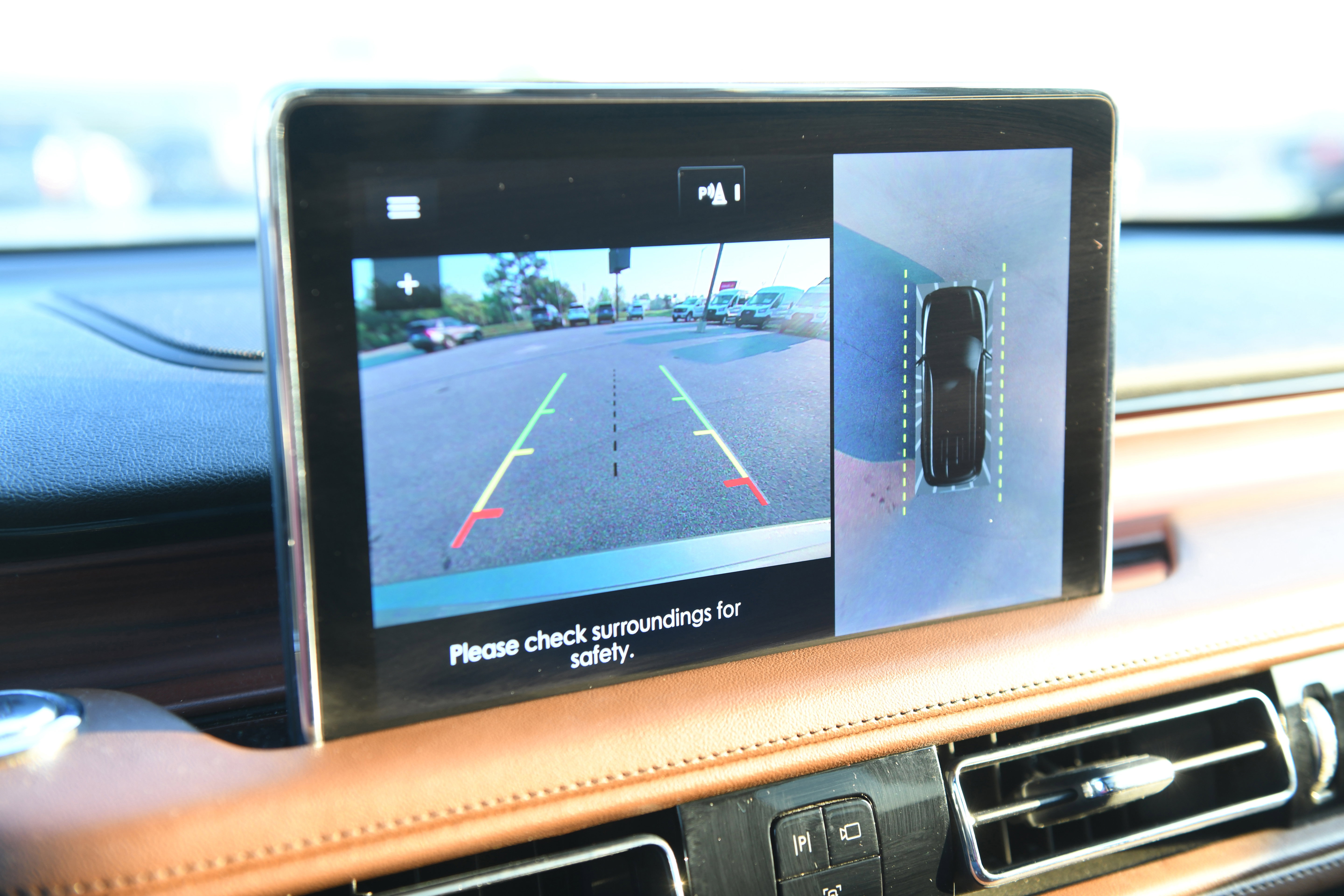 Used 2023 Lincoln Aviator Reserve w/ Equipment Group 201A image 25