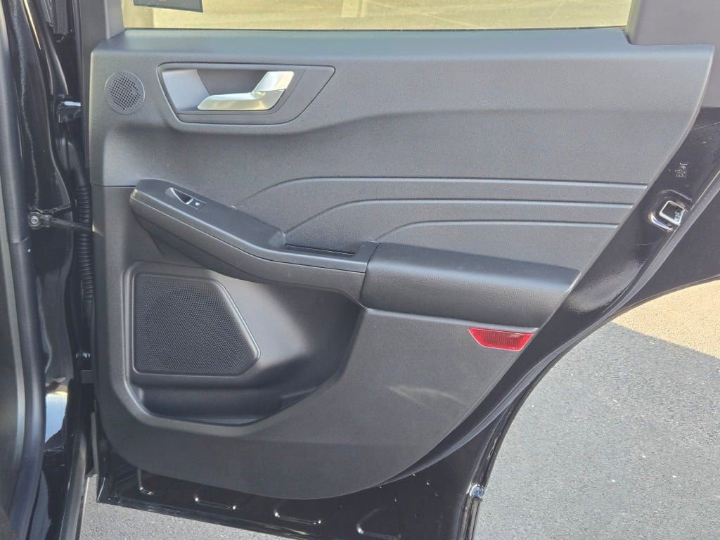 New 2026 Ford Escape ST-Line Select w/ Tech Pack #2 image 9