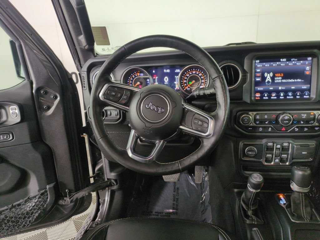 Used 2019 Jeep Wrangler Unlimited Sahara AWD/4WD image 16