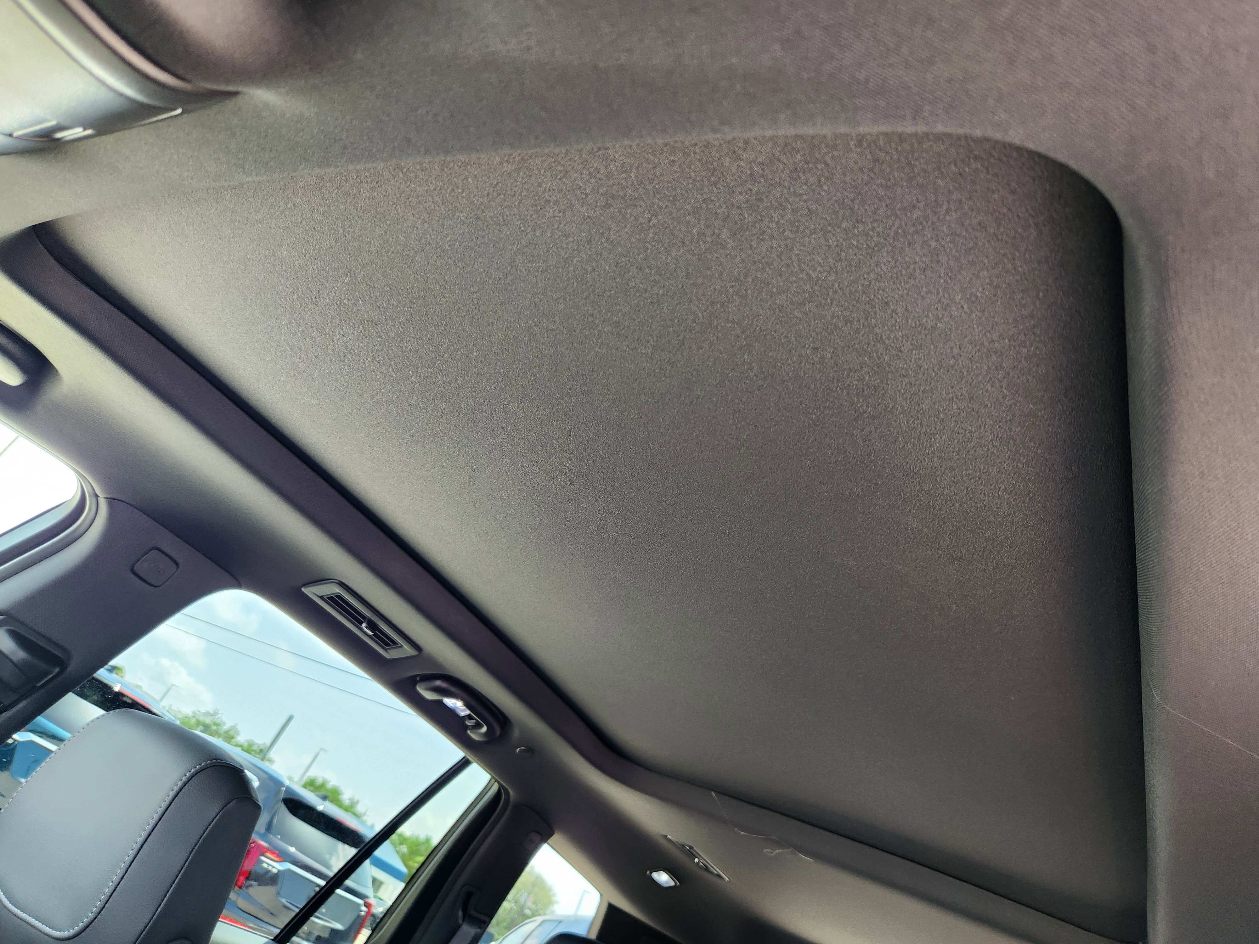 New 2025 Cadillac XT6 Luxury image 21