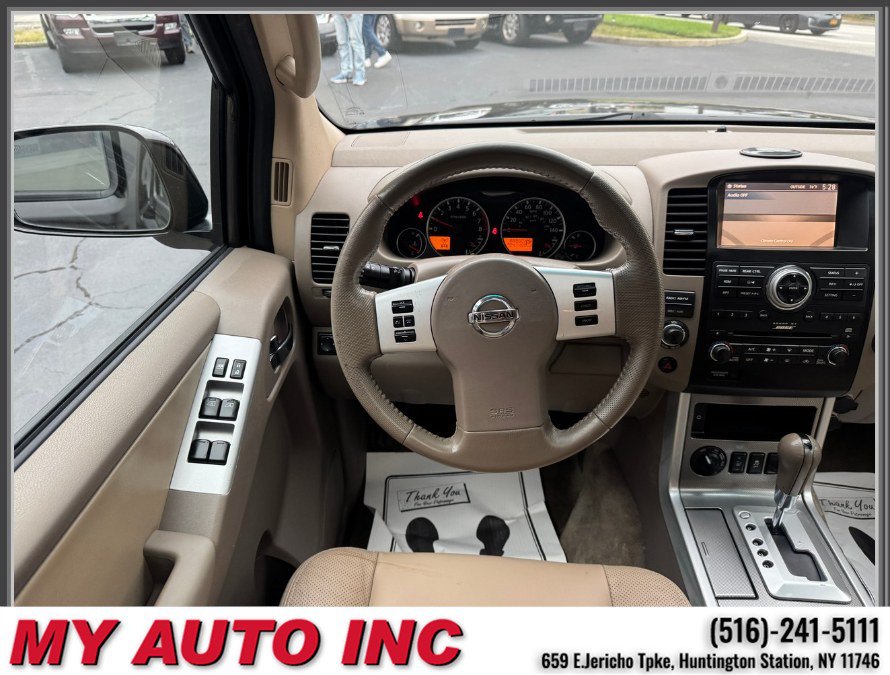 Used 2012 Nissan Pathfinder Silver w/ DVD Entertainment Pkg AWD/4WD image 13