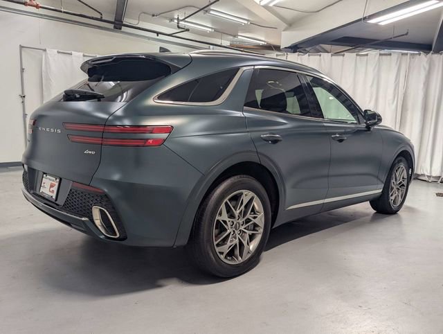 Used 2024 Genesis GV70 2.5T AWD/4WD image 3