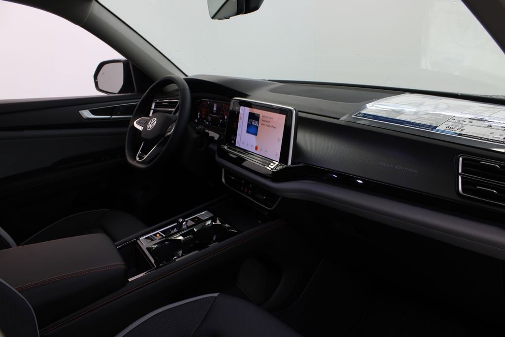 New 2026 Volkswagen Atlas Peak Edition AWD/4WD image 24